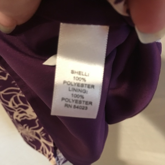 2/$15 Banana Republic purple floral tank top - Picture 4 of 5